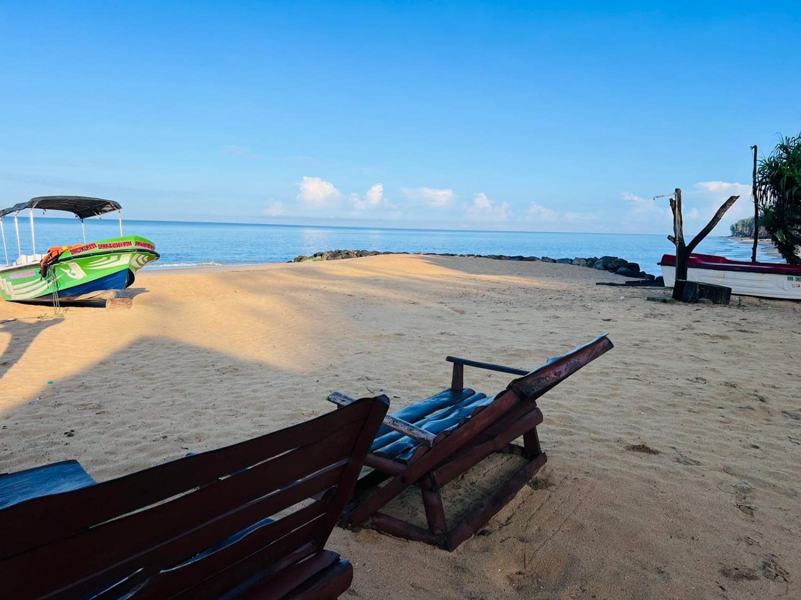 Omeesha Beach Hotel Kalpitiya Extérieur photo