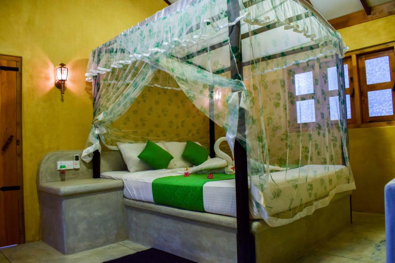 Omeesha Beach Hotel Kalpitiya Extérieur photo