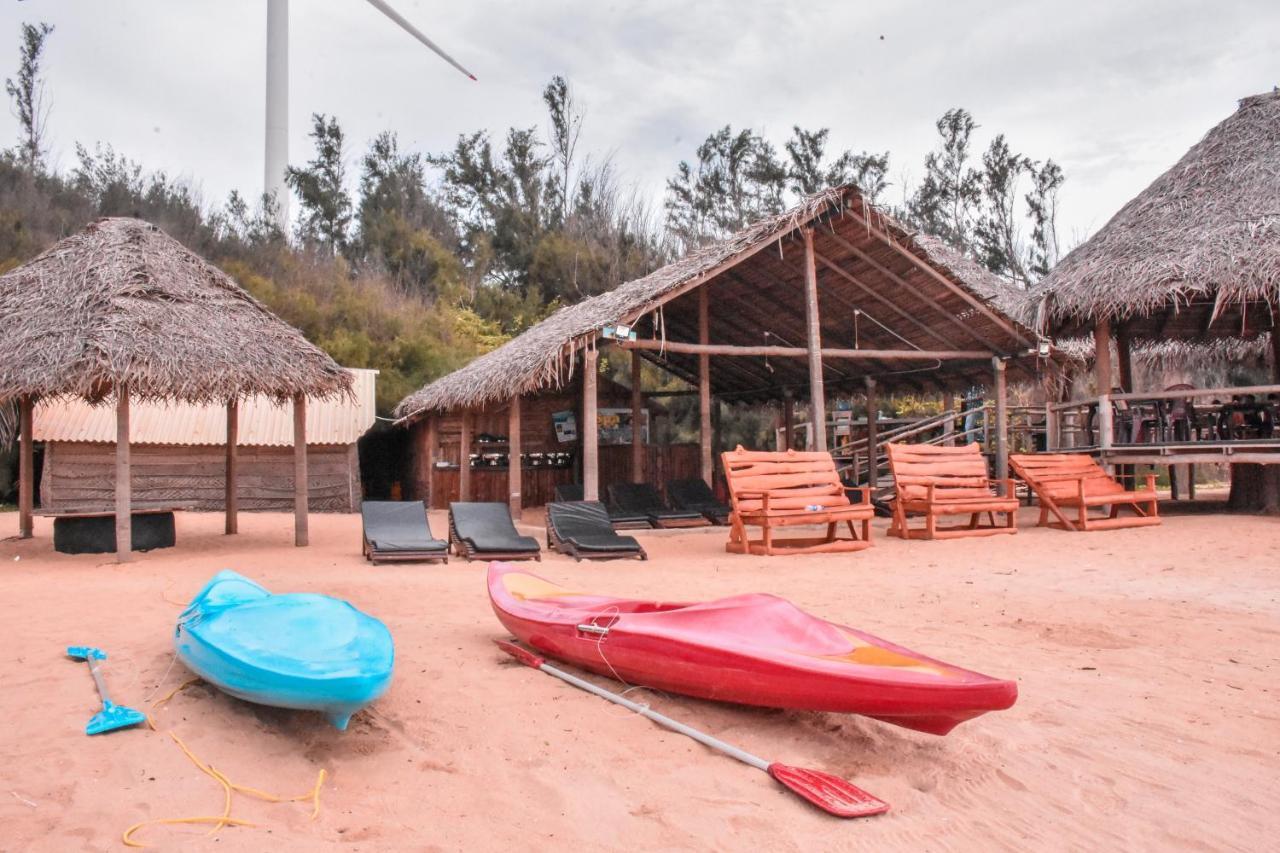 Omeesha Beach Hotel Kalpitiya Extérieur photo
